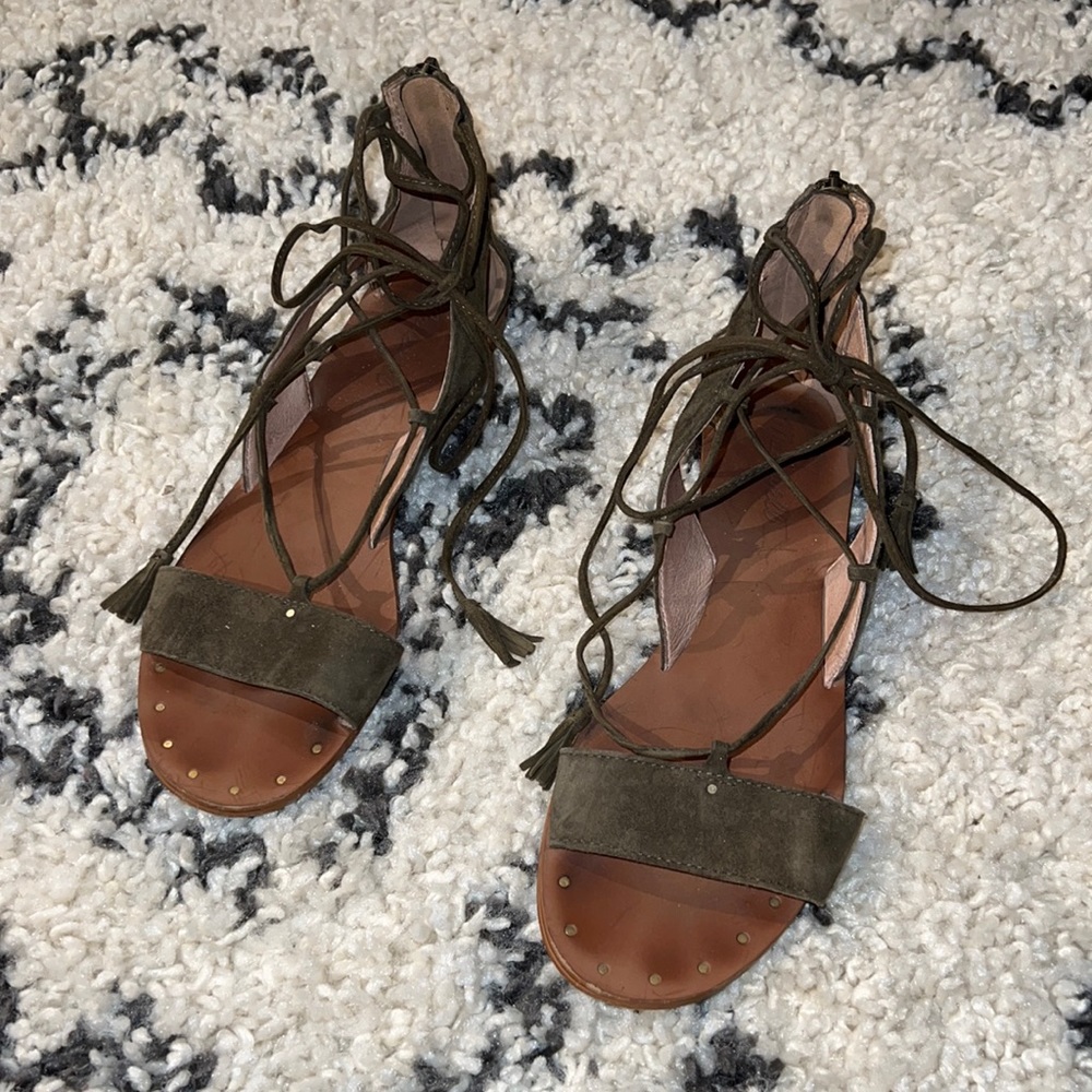 Madewell Olive Green Suede Tie-Up Sandals Size 8